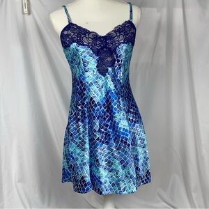 Chemise Large Victoria's Secret Heart Label Blue Slip Dress...